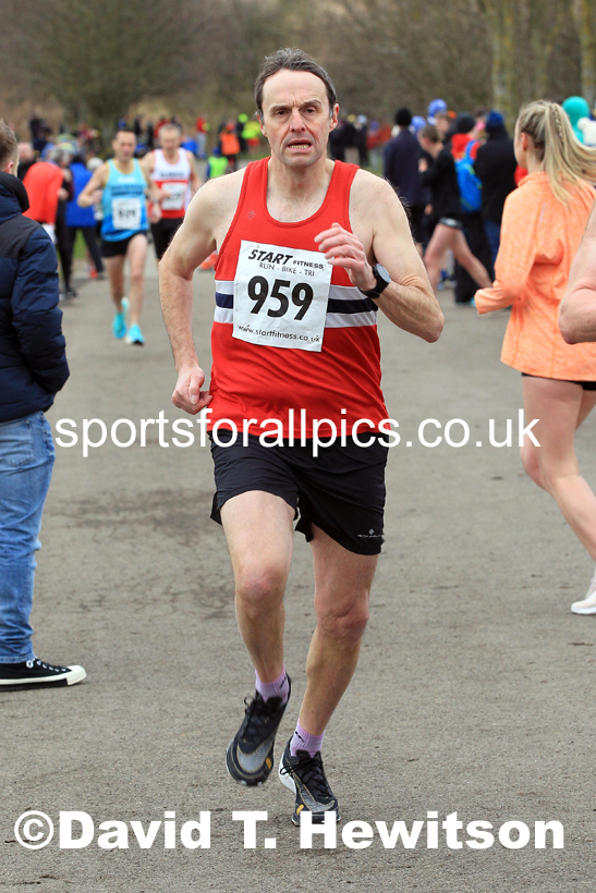 Senior women and veteran women and men over-50s NECAA Road Relay Champs., Hetton Lyons Park, Hetton le Hole, County Durham. Photo: David T. Hewitson/Sports for All Pics